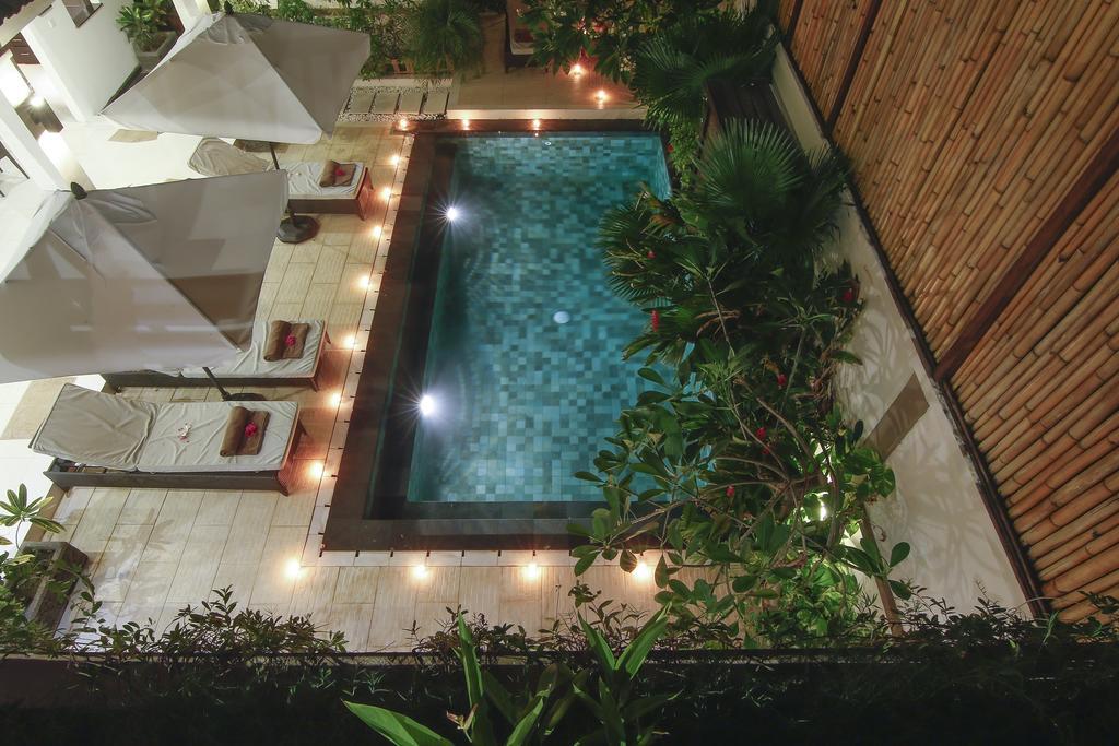 Gili Pearl Three Bedroom Villa Gili Trawangan Exterior photo